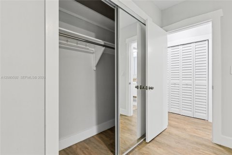 Appartement à louer à Coral Gables, Floride: 1 chambre, 64.1 m2 № 2340343 - photo 15