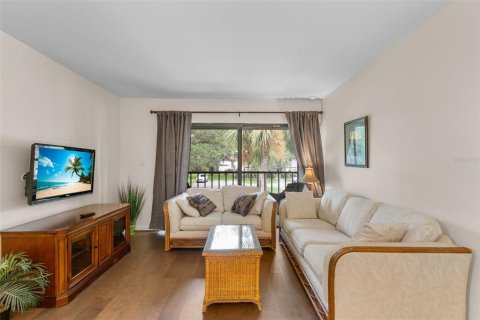 Купить кондоминиум в Порт-Шарлотт, Флорида 6 комнат, 83.52м2, № 1870355 - фото 7