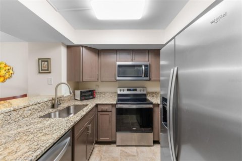 Купить кондоминиум в Порт-Шарлотт, Флорида 6 комнат, 83.52м2, № 1870355 - фото 11