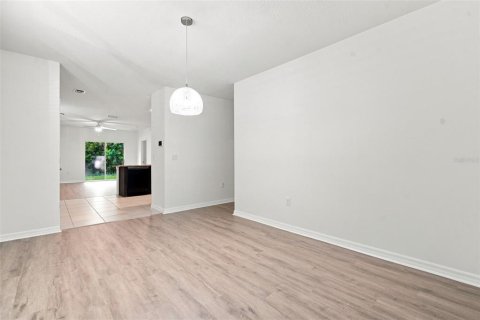 Villa ou maison à vendre à Riverview, Floride: 3 chambres, 140.84 m2 № 2329462 - photo 2