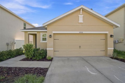 House in Riverview, Florida 3 bedrooms, 140.84 sq.m. № 2329462