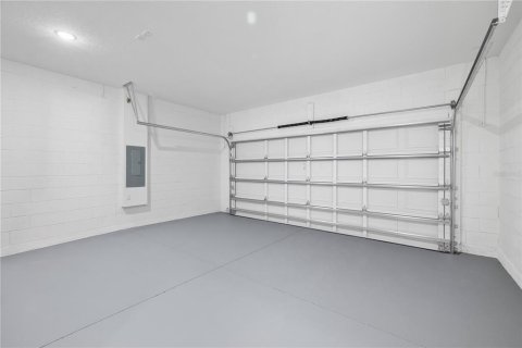 Villa ou maison à vendre à Poinciana, Floride: 4 chambres, 149.39 m2 № 2413753 - photo 28
