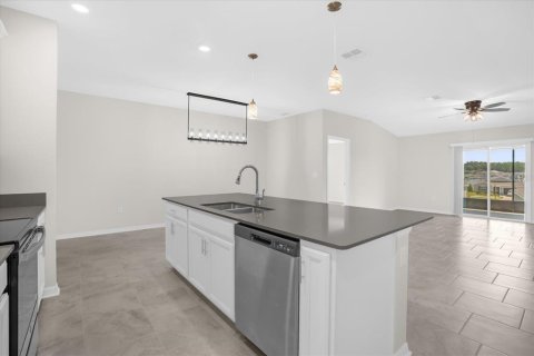 Villa ou maison à vendre à Mount Dora, Floride: 4 chambres, 171.87 m2 № 1843131 - photo 3