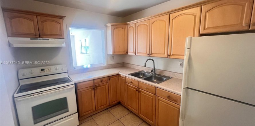 Квартира в Норт-Майами, Флорида 1 спальня, 66.89м2 № 1991817