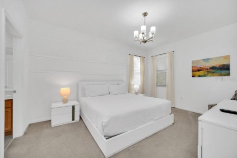 Casa en alquiler en Kissimmee, Florida, 6 dormitorios, 267 m2 № 1658186 - foto 9