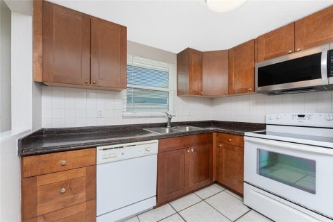 Copropriété à vendre à Englewood, Floride: 2 chambres, 65.03 m2 № 2229210 - photo 15