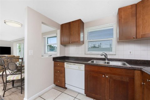 Copropriété à vendre à Englewood, Floride: 2 chambres, 65.03 m2 № 2229210 - photo 16