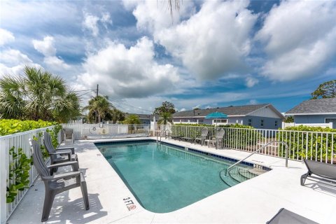Copropriété à vendre à Englewood, Floride: 2 chambres, 65.03 m2 № 2229210 - photo 3