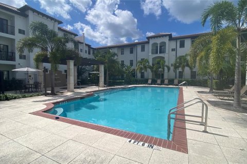 Condo in Orlando, Florida, 2 bedrooms  № 1853353 - photo 17