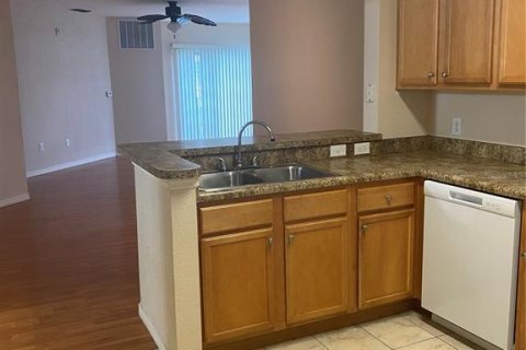 Condo in Orlando, Florida, 2 bedrooms  № 1853353 - photo 3