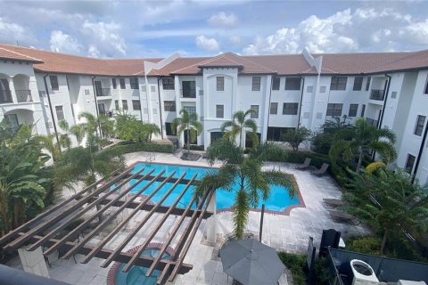 Condo in Orlando, Florida, 2 bedrooms  № 1853353 - photo 8