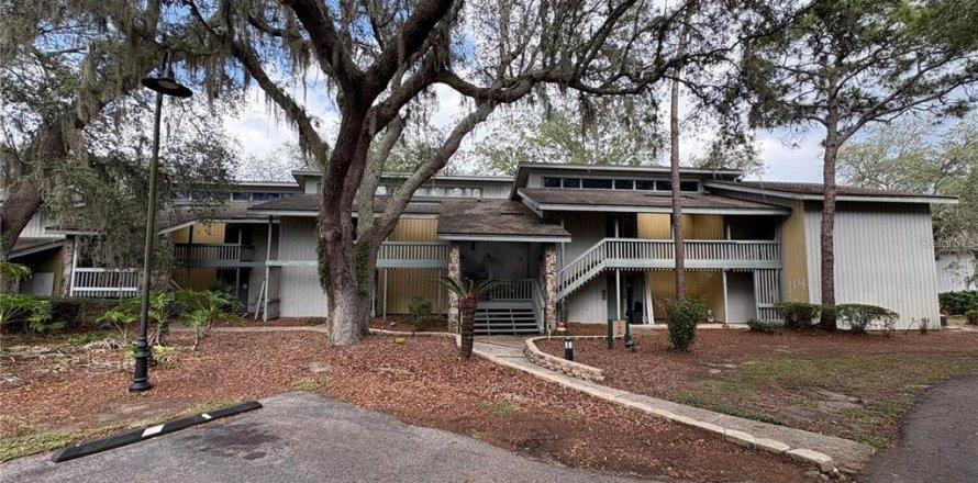 Condo in Haines City, Florida, 2 bedrooms  № 2235558