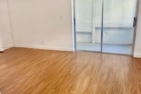 Condo in Delray Beach, Florida, 1 bedroom  № 1800881 - photo 16