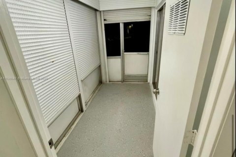Condo in Delray Beach, Florida, 1 bedroom  № 1800881 - photo 19
