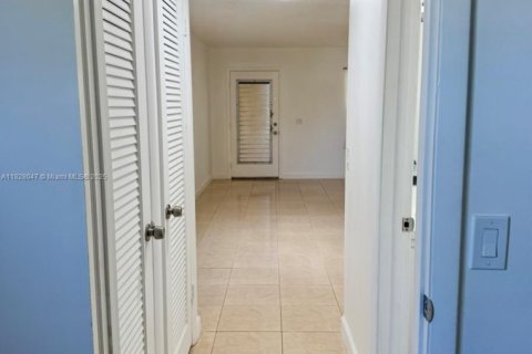 Condo in Delray Beach, Florida, 1 bedroom  № 1800881 - photo 7