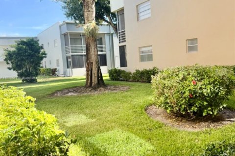 Condo in Delray Beach, Florida, 1 bedroom  № 1800881 - photo 6