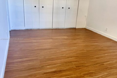 Condo in Delray Beach, Florida, 1 bedroom  № 1800881 - photo 18