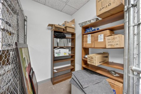 Commercial property in Miami, Florida № 1994087 - photo 20