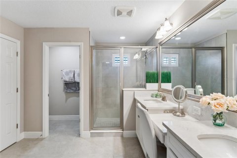 House in Land O' Lakes, Florida 5 bedrooms, 309.92 sq.m. № 2095407 - photo 27