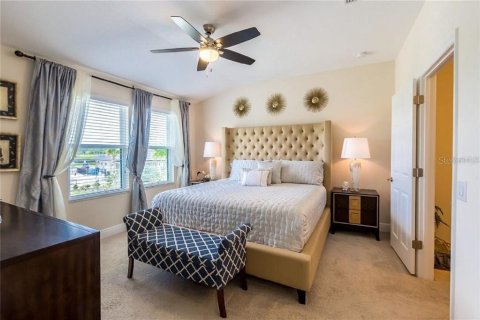 Townhouse in Wesley Chapel, Florida 3 bedrooms, 172.15 sq.m. № 1912961 - photo 24