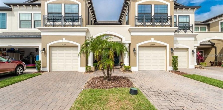 Townhouse in Wesley Chapel, Florida 3 bedrooms, 172.15 sq.m. № 1912961
