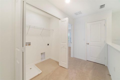 Townhouse in Oviedo, Florida 4 bedrooms, 170.57 sq.m. № 1521525 - photo 26