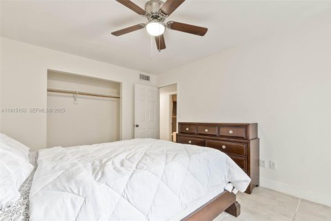 Купить кондоминиум в Майами, Флорида 2 спальни, 88.72м2, № 1982850 - фото 14