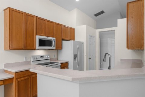 Villa ou maison à vendre à Kissimmee, Floride: 3 chambres, 167.78 m2 № 2416243 - photo 27