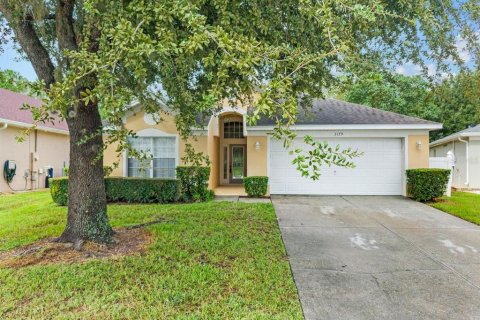Villa ou maison à Kissimmee, Floride 3 chambres, 167.78 m2 № 2416243