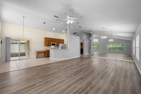 Villa ou maison à vendre à Kissimmee, Floride: 3 chambres, 167.78 m2 № 2416243 - photo 22