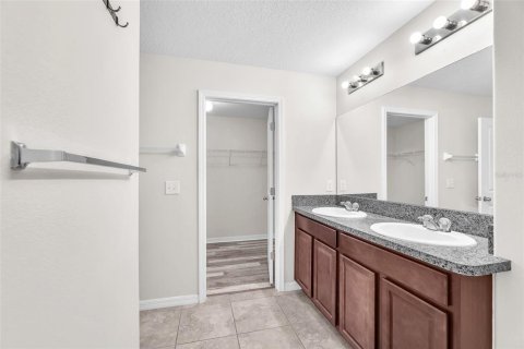 House in Wimauma, Florida 3 bedrooms, 134.8 sq.m. № 1798450 - photo 10