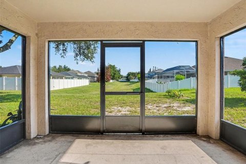 House in Auburndale, Florida 3 bedrooms, 156.54 sq.m. № 2306393 - photo 29