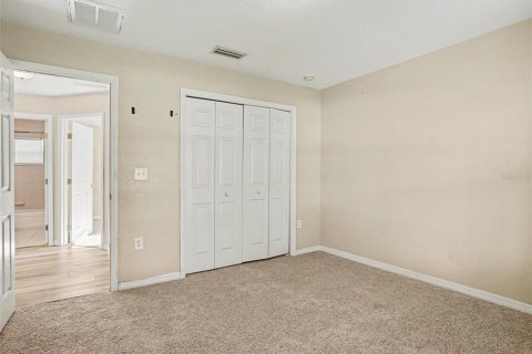 House in Auburndale, Florida 3 bedrooms, 156.54 sq.m. № 2306393 - photo 24