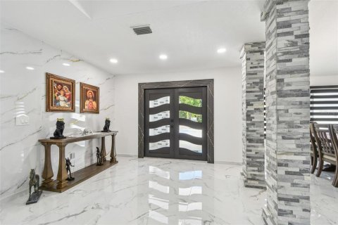 Casa en venta en Clearwater, Florida, 5 dormitorios, 306.86 m2 № 1822539 - foto 15