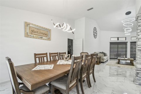 Casa en venta en Clearwater, Florida, 5 dormitorios, 306.86 m2 № 1822539 - foto 23