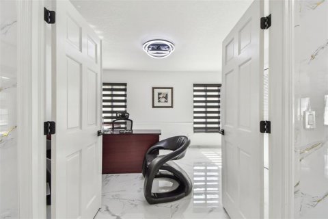 Casa en venta en Clearwater, Florida, 5 dormitorios, 306.86 m2 № 1822539 - foto 28