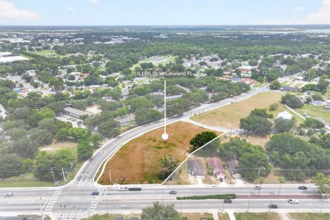 Land in Lakeland, Florida № 2342384