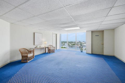 Condo in Fort Lauderdale, Florida, 2 bedrooms  № 2186668 - photo 17