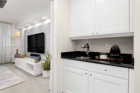 Copropriété à vendre à Aventura, Floride: 3 chambres, 246.84 m2 № 1938245 - photo 25