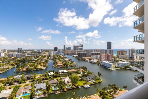 Condo in Aventura, Florida, 3 bedrooms  № 1938245 - photo 5