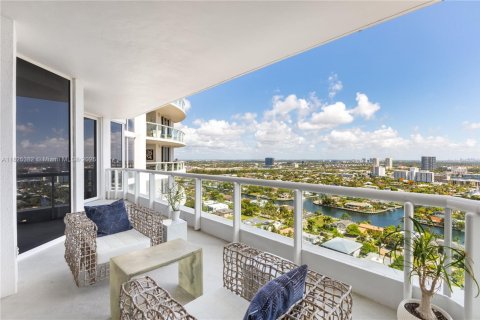 Copropriété à vendre à Aventura, Floride: 3 chambres, 246.84 m2 № 1938245 - photo 7