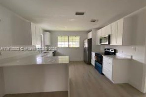 Villa ou maison à vendre à Delray Beach, Floride: 2 chambres, 88.26 m2 № 2013565 - photo 3