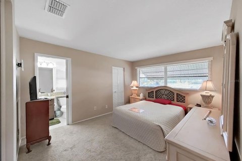 House in Palm Harbor, Florida 2 bedrooms, 119.66 sq.m. № 2200383 - photo 20