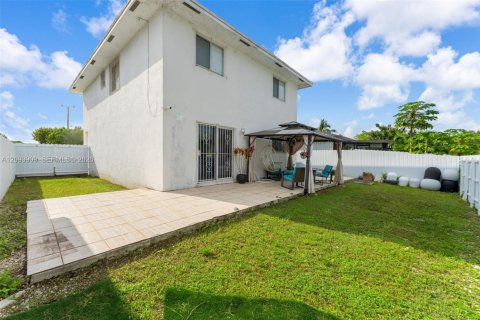 Casa en venta en Homestead, Florida, 4 dormitorios, 166.85 m2 № 2388420 - foto 28