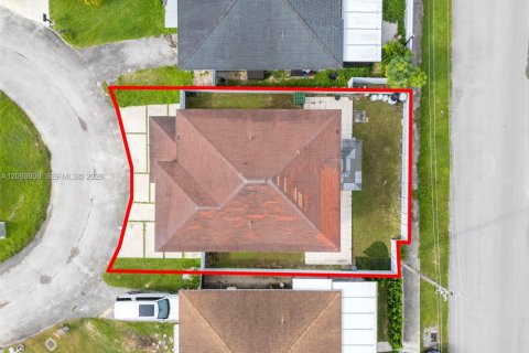 Casa en venta en Homestead, Florida, 4 dormitorios, 166.85 m2 № 2388420 - foto 4