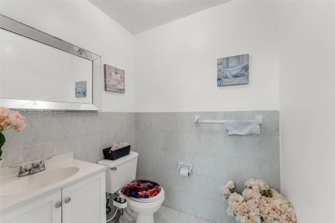 Casa en venta en Homestead, Florida, 4 dormitorios, 166.85 m2 № 2388420 - foto 20