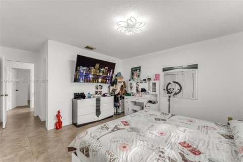 Casa en venta en Homestead, Florida, 4 dormitorios, 166.85 m2 № 2388420 - foto 15