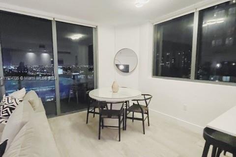 Copropriété à vendre à Miami, Floride: 2 chambres, 90.3 m2 № 2289093 - photo 4