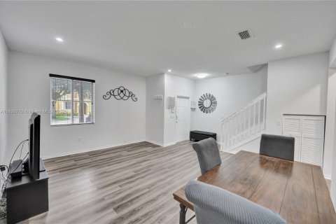 Купить виллу или дом в Мирамар, Флорида 3 спальни, 153.85м2, № 1943187 - фото 14