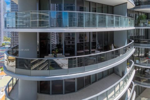 Condo à Miami, Floride, 3 chambres  № 2193321